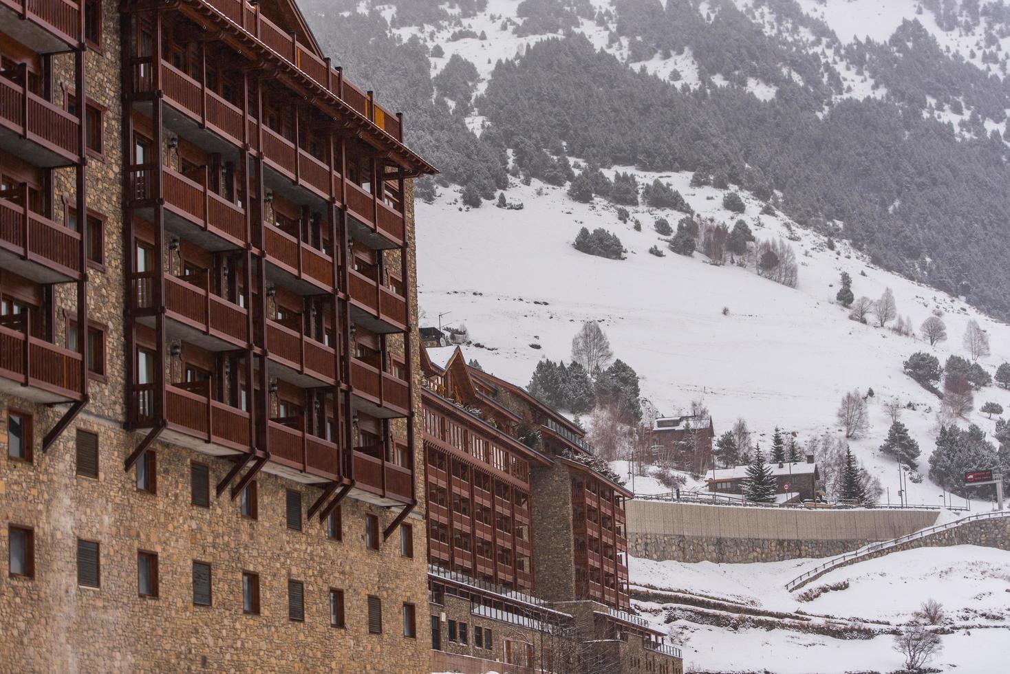 grandvalira, andorra 2021 - stazione sciistica di grandvalira a soldeu foto