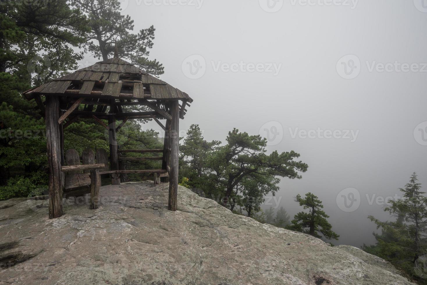 nebbia sul lago minnewaska foto