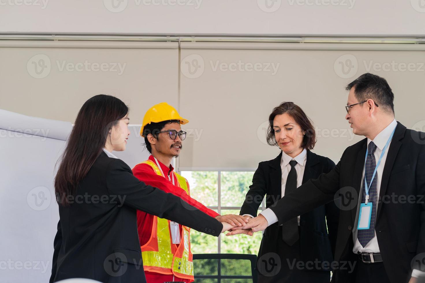 spettacolo di successo del team di affari di lavoro di squadra insieme foto