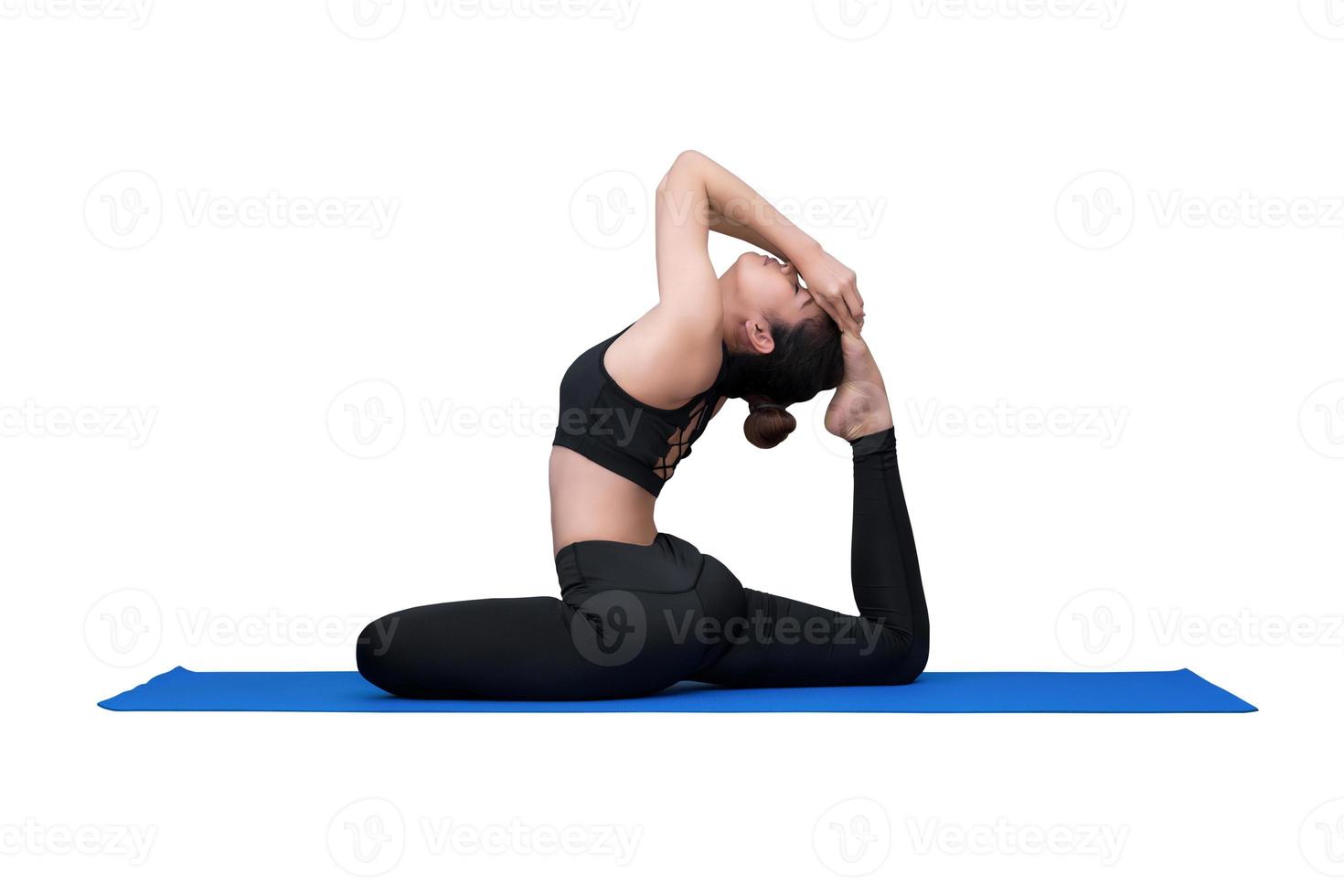 donna in buona salute che esercita yoga isolato con il percorso di ritaglio su disegno bianco background.photo per fitness donna sportiva e concetto di assistenza sanitaria. foto