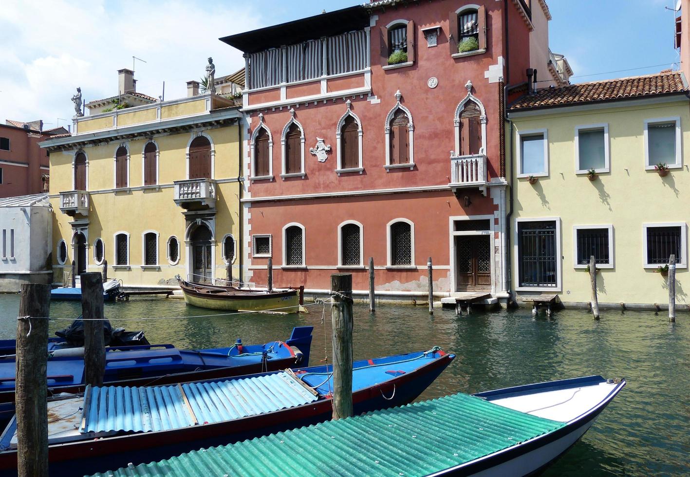 canali e ponti di chioggia. Italia foto