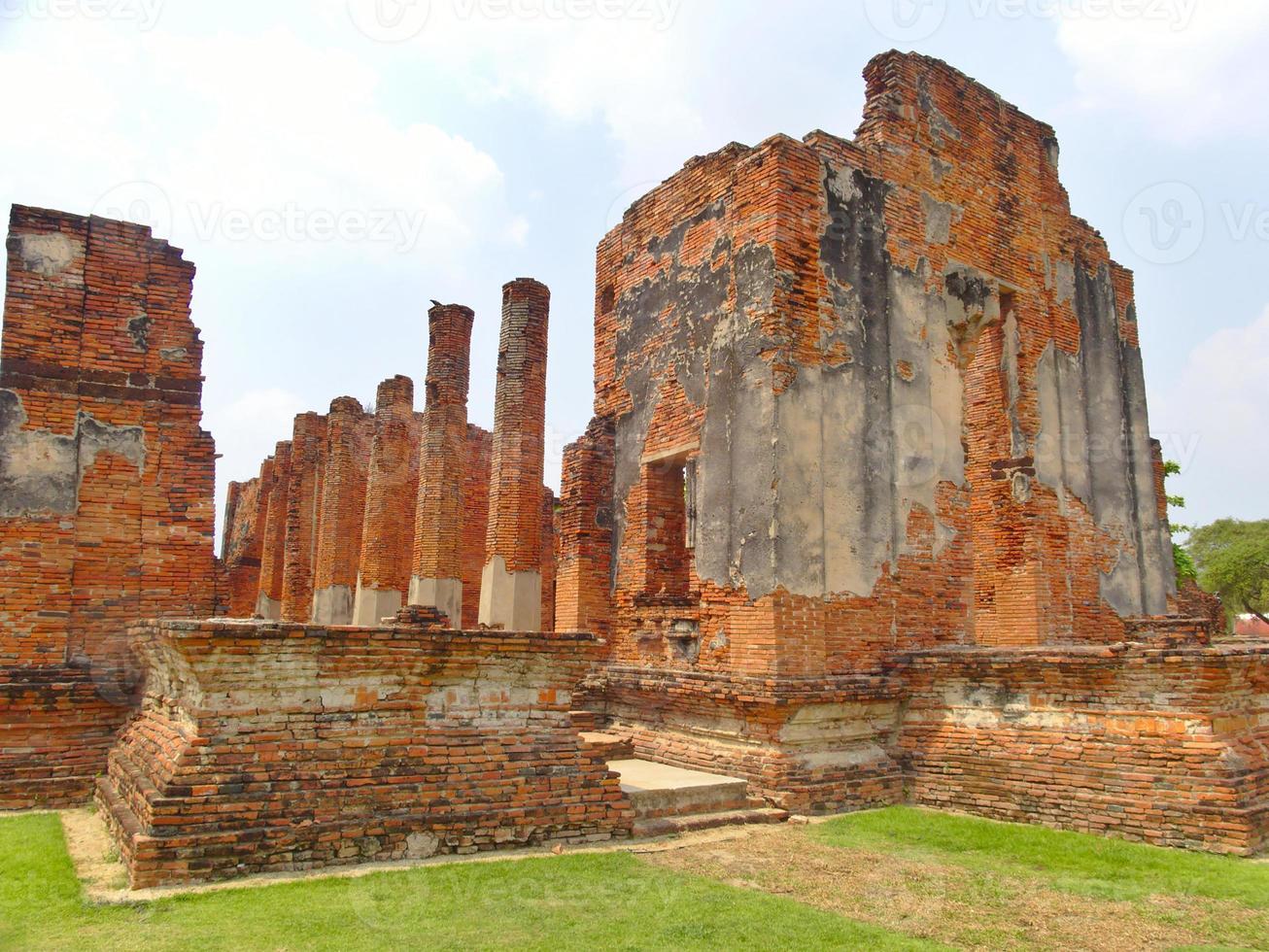 tempio wat phra sri sanphet il tempio sacro è il tempio più sacro del grande palazzo nell'antica capitale della thailandia ayutthaya. foto