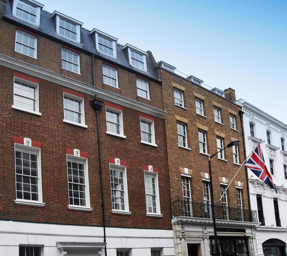 Londra, Regno Unito, Regno Unito, 2008, Savile Row nella città di Londra era la sede della Apple Company dei Beatles. suonarono il loro famoso ultimo concerto dal vivo sul tetto il 30 gennaio 1969. foto