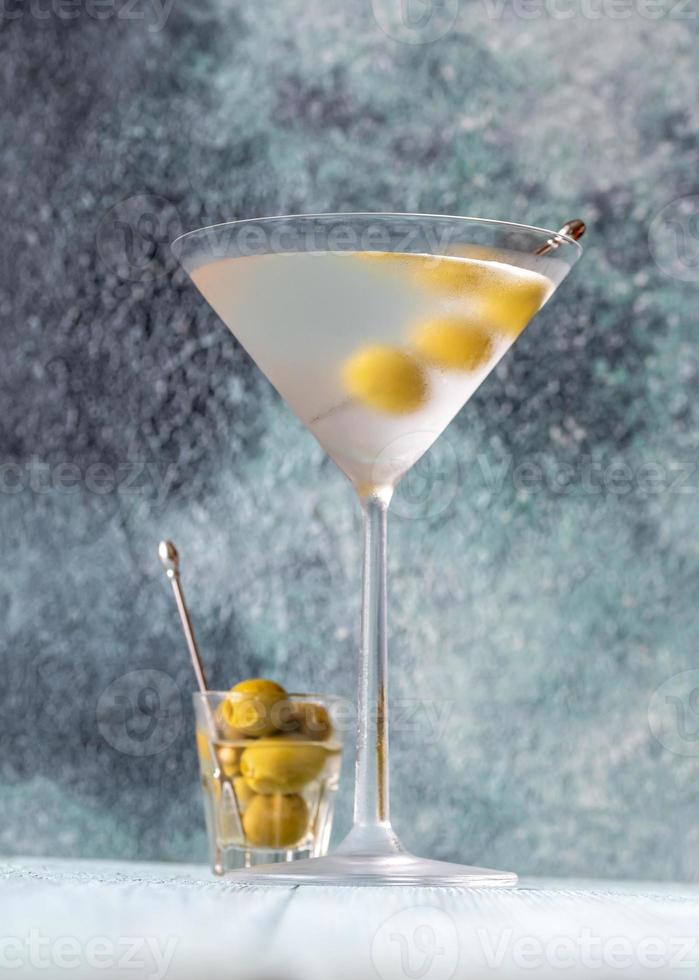 bicchiere di cocktail martini dry foto