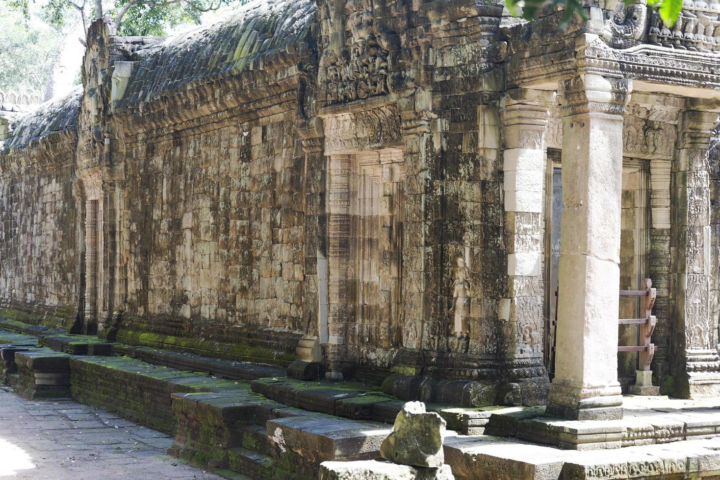 le rovine di angkor wat. foto