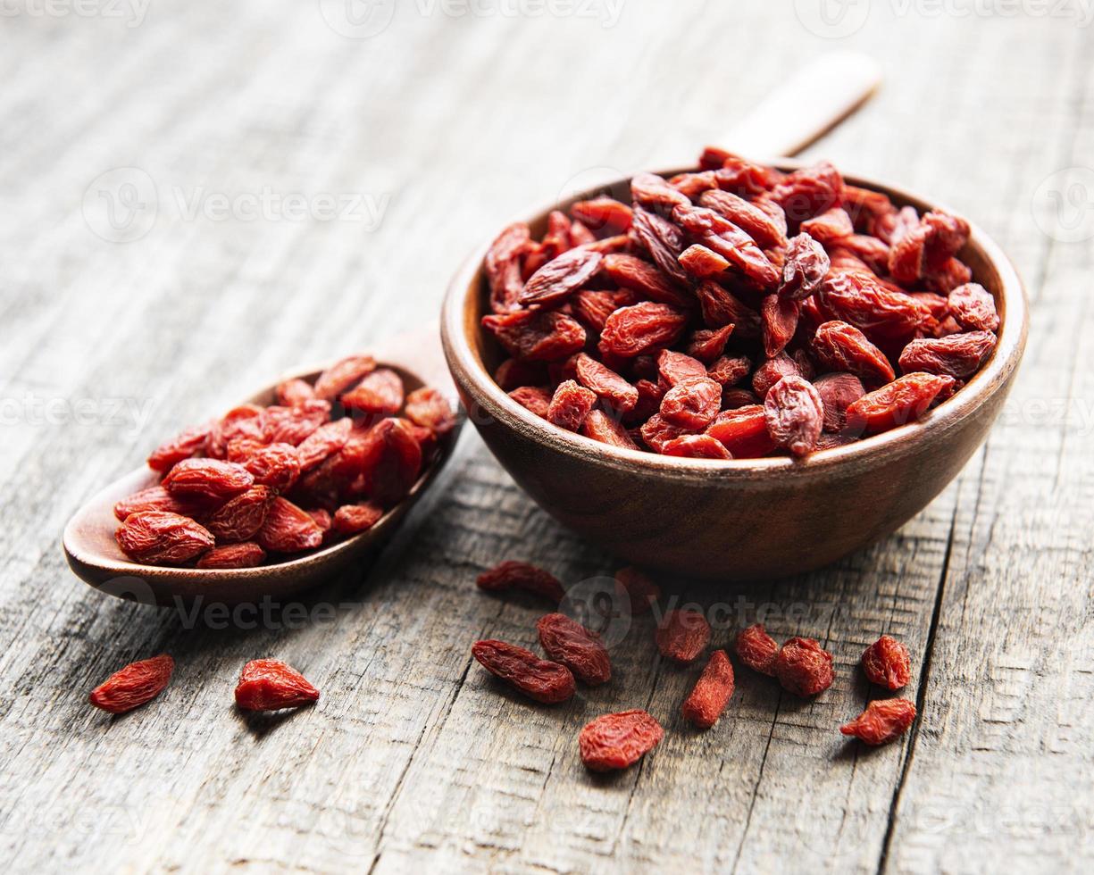 bacche di goji rosse secche per una dieta sana. foto