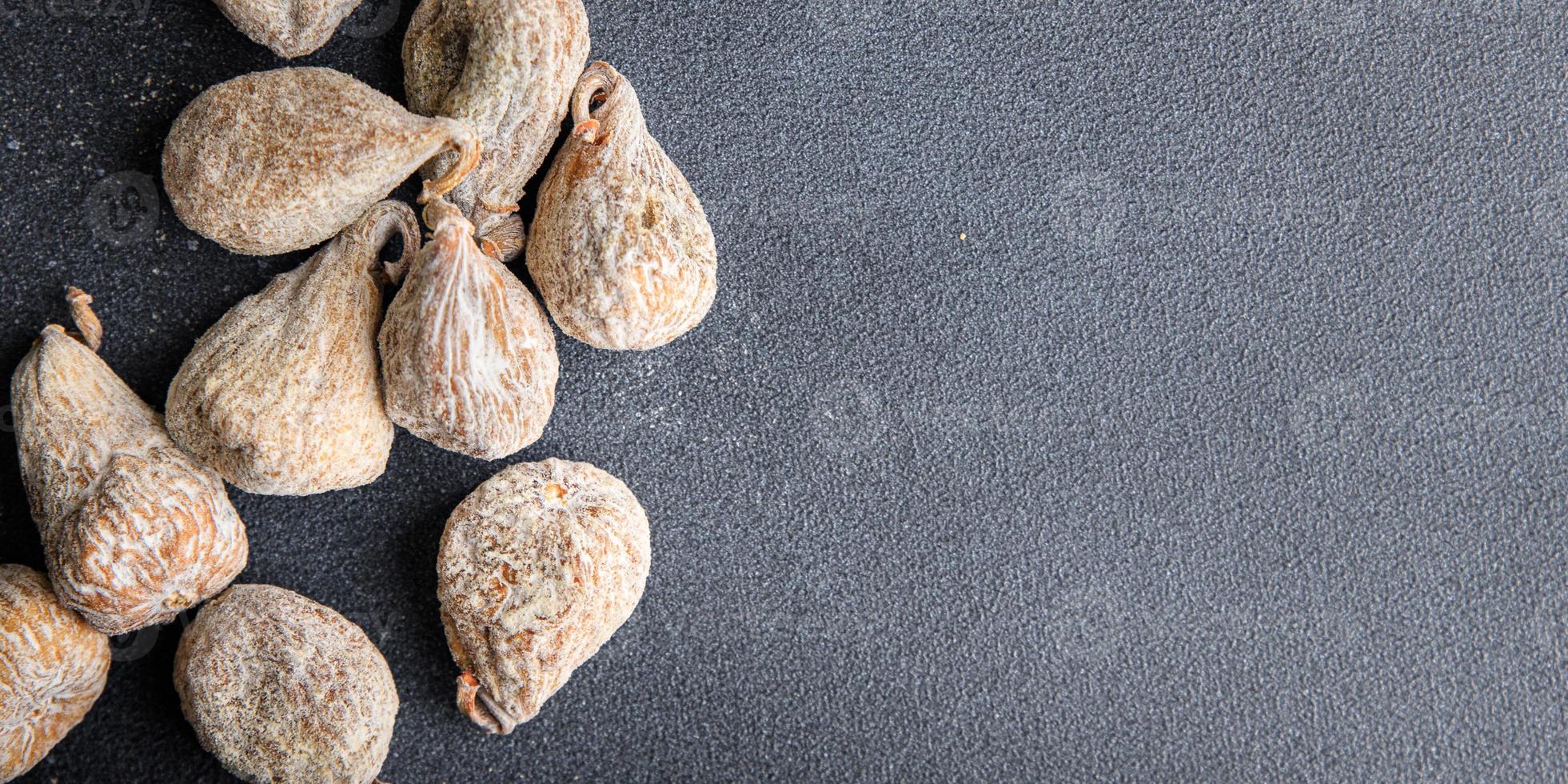 fichi frutta secca fichi pasto sano cibo spuntino in tavola foto