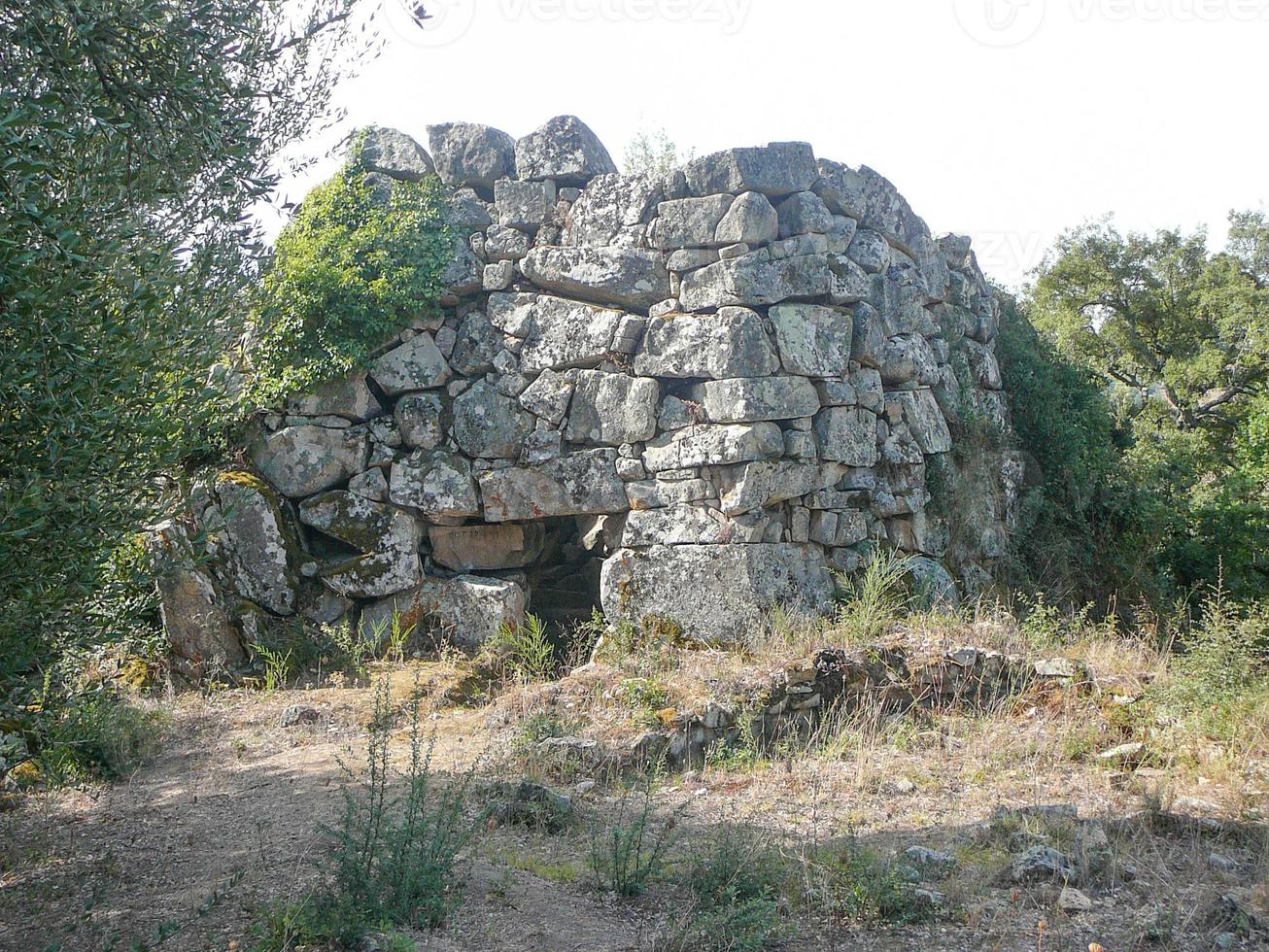 nuraghe talei in sardegna foto