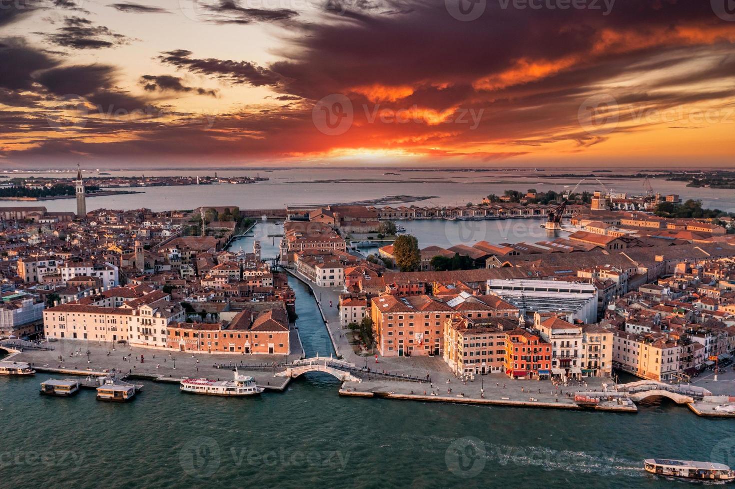 veduta aerea dell'iconica piazza san marco foto