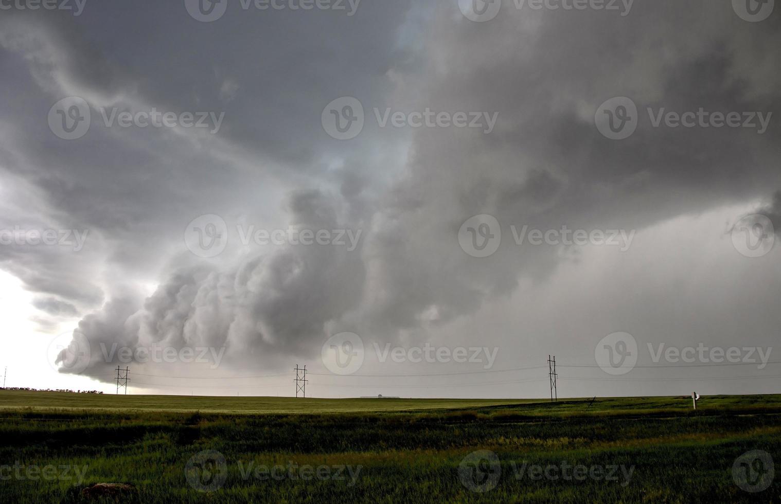 prateria nuvole temporalesche canada foto