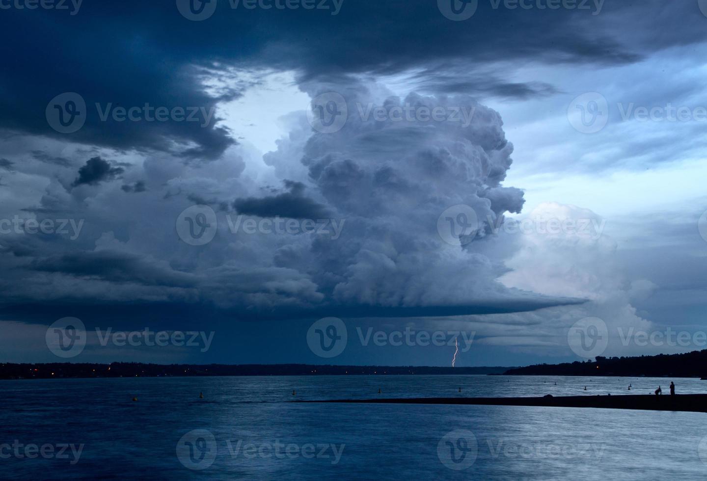 prateria nuvole temporalesche canada foto