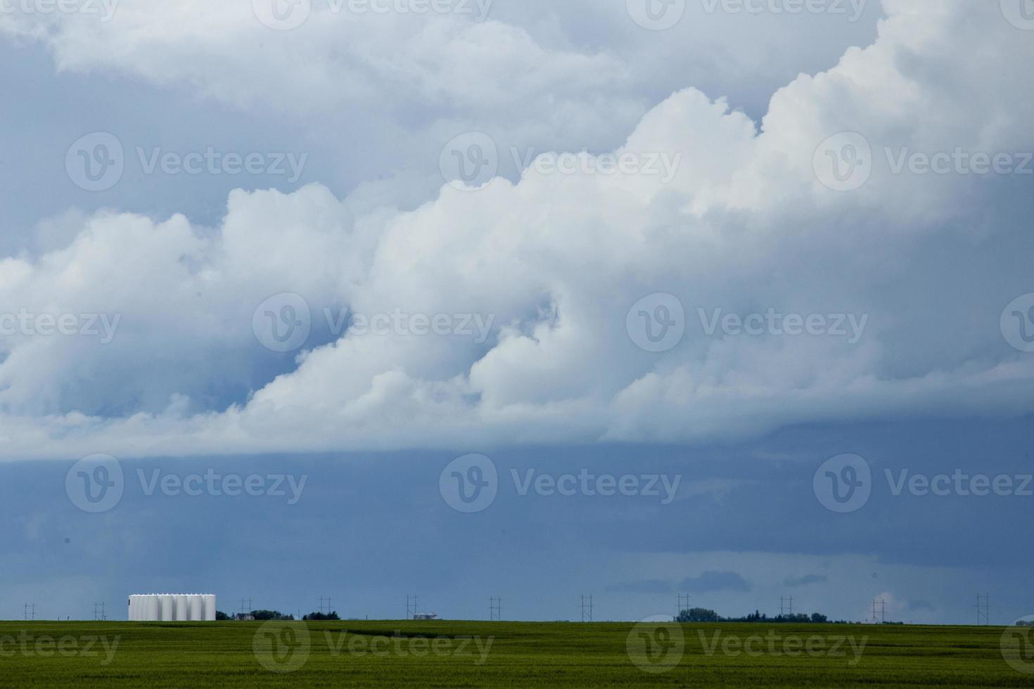 prateria nuvole temporalesche canada foto