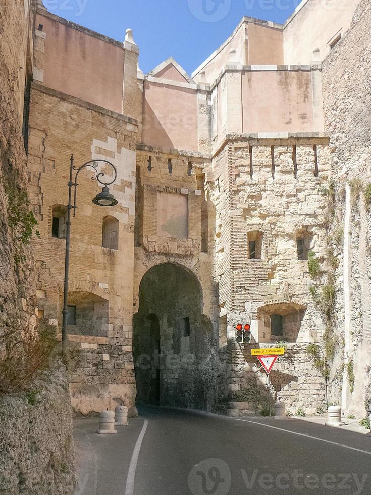 porta san pancras a cagliari foto