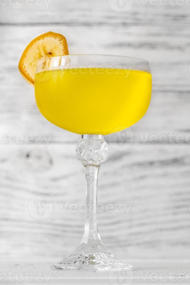 cocktail sottomarino giallo foto