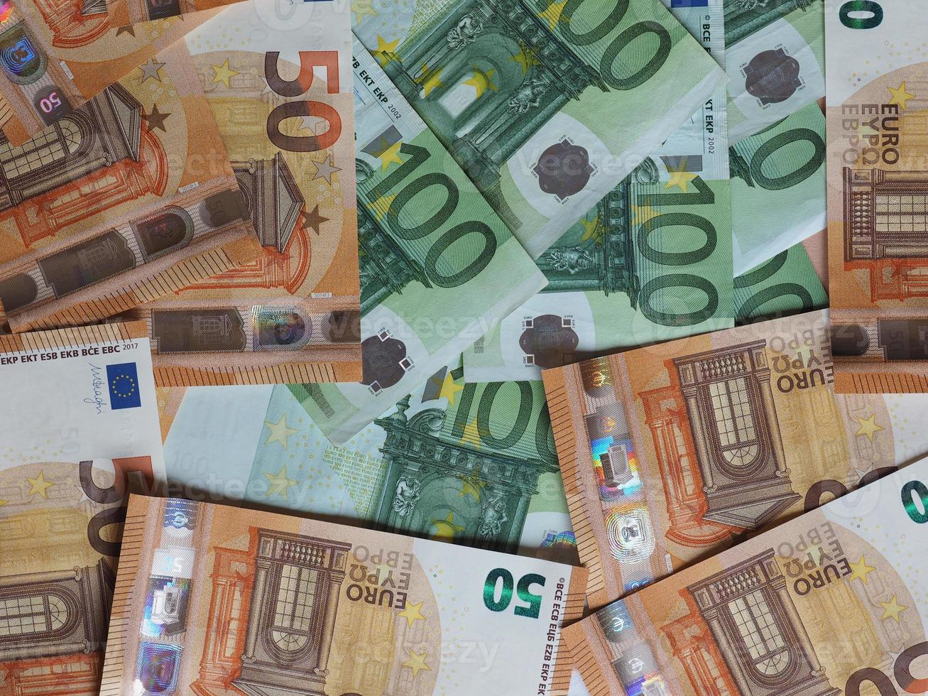 Banconote da 50 e 100 euro, unione europea foto