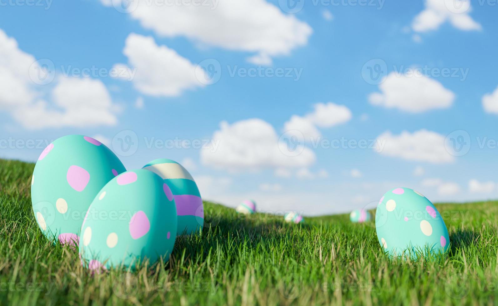 primo piano di uova di Pasqua su un prato verde foto