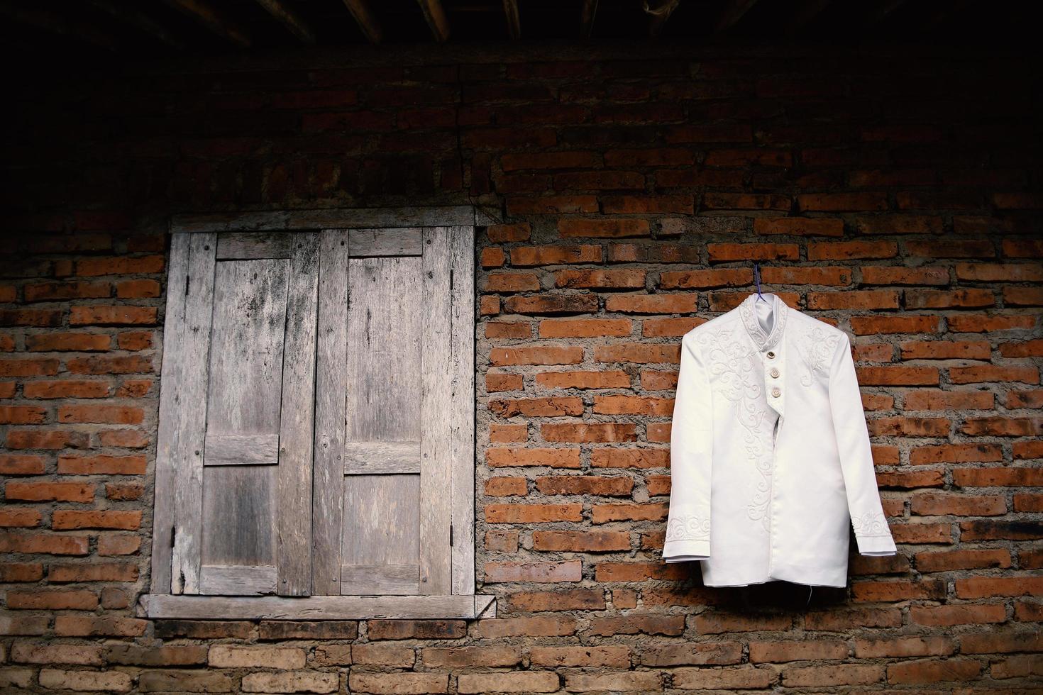 abito da sposa giavanese, cerimonia di nozze foto