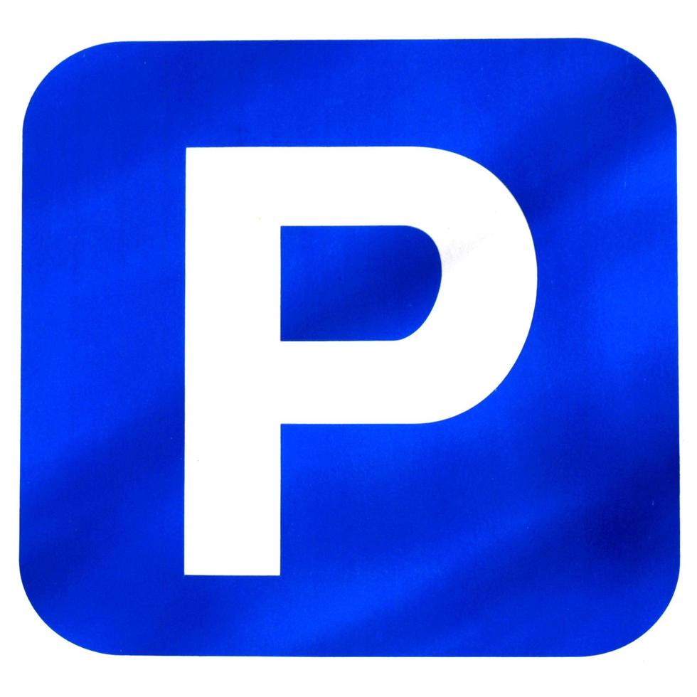 segno di parcheggio auto isolato su sfondo bianco foto