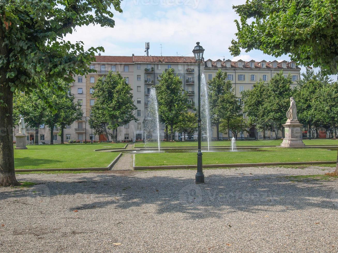 parco balbo a torino italia foto