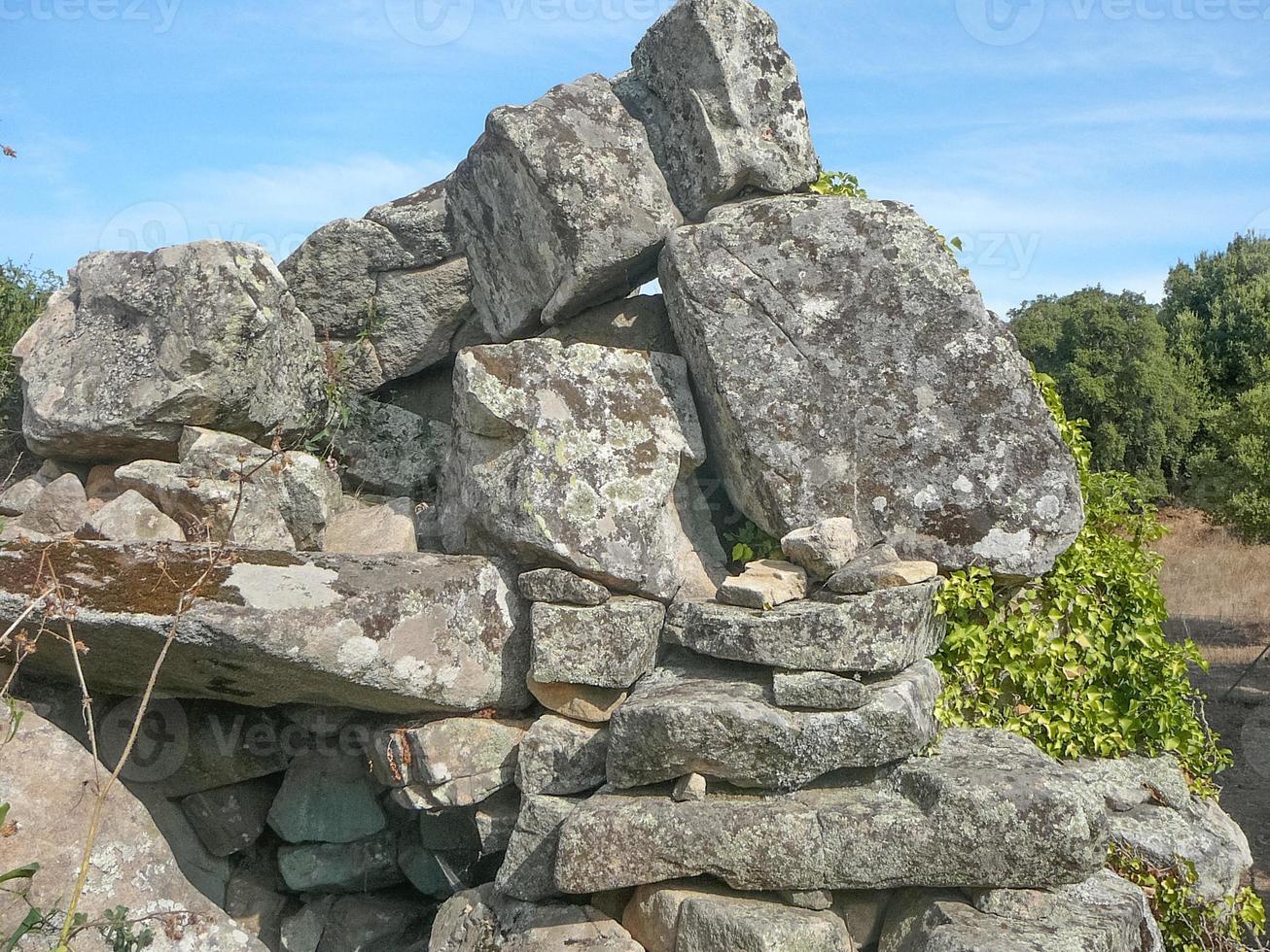 nuraghe talei in sardegna foto