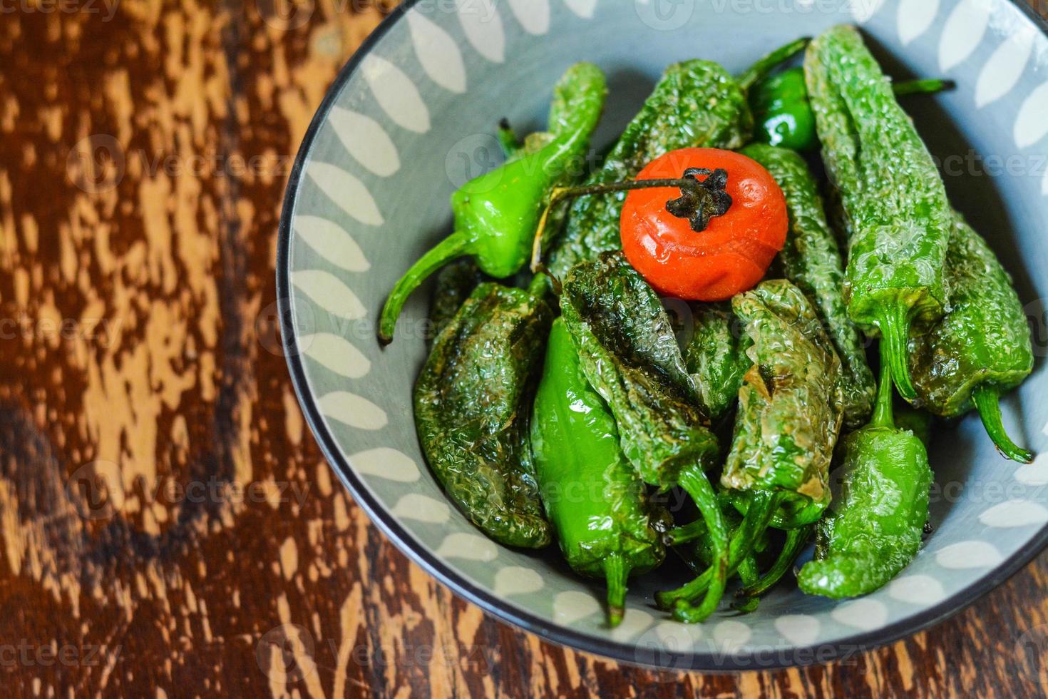 pranzo di cibo spagnolo gustoso tradizionale foto