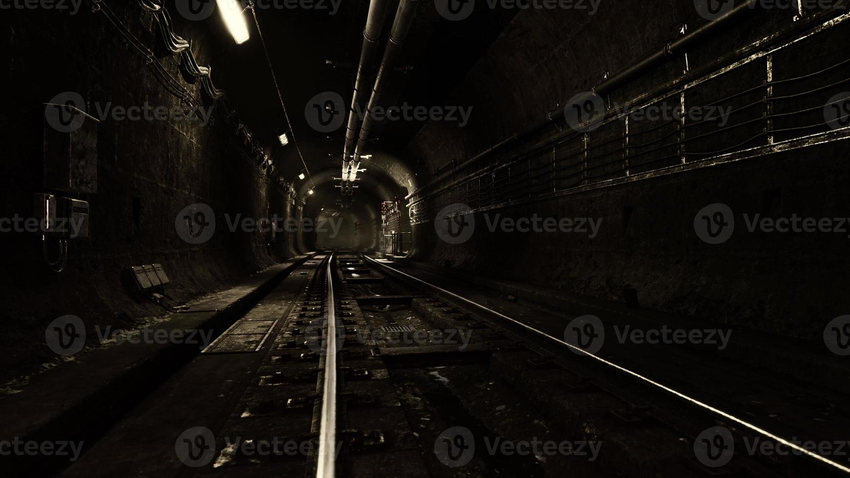 profondo tunnel della metropolitana in costruzione foto