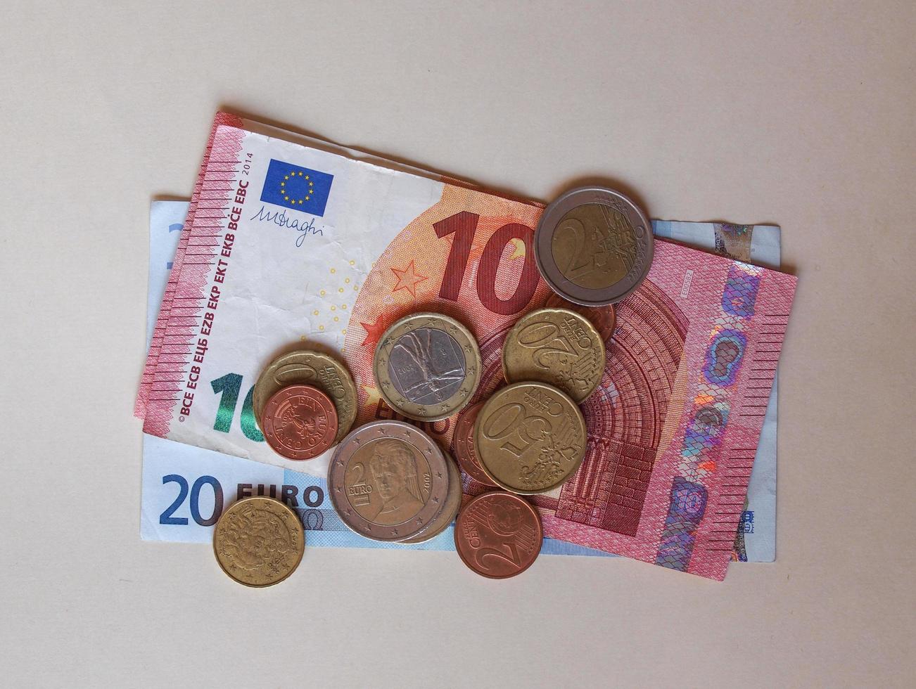 banconote e monete in euro euro, unione europea eu foto