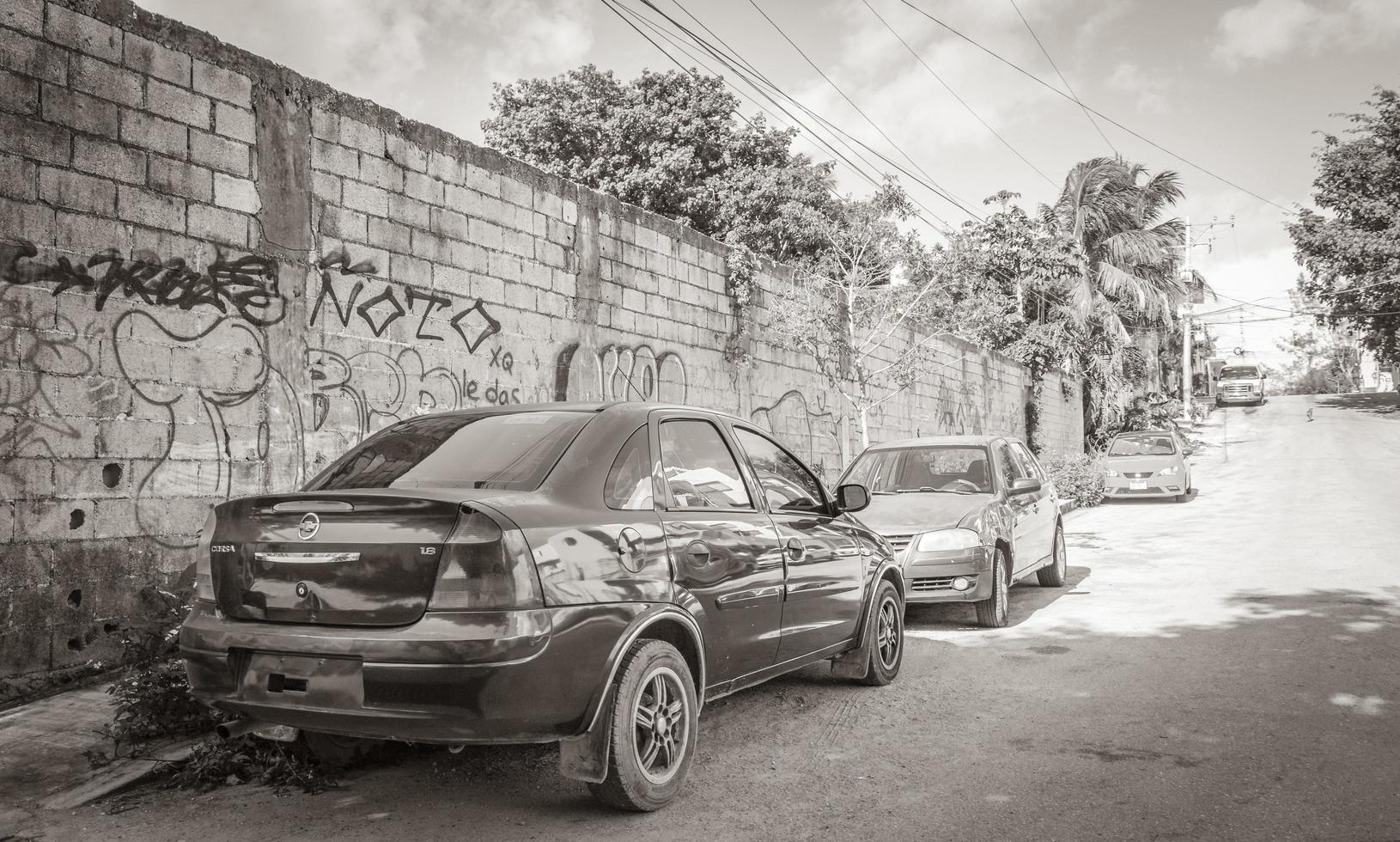 playa del carmen mexico 02. febbraio 2022 tipica strada e paesaggio urbano di playa del carmen mexico. foto