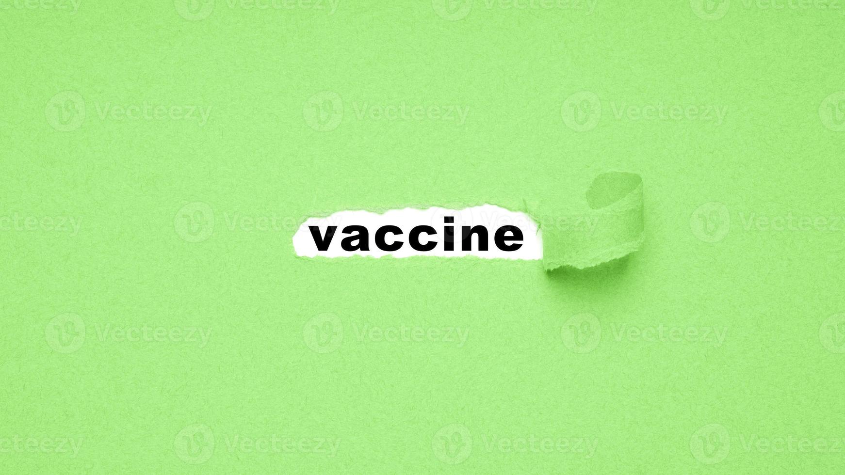 staccare la carta per scoprire il vaccino foto