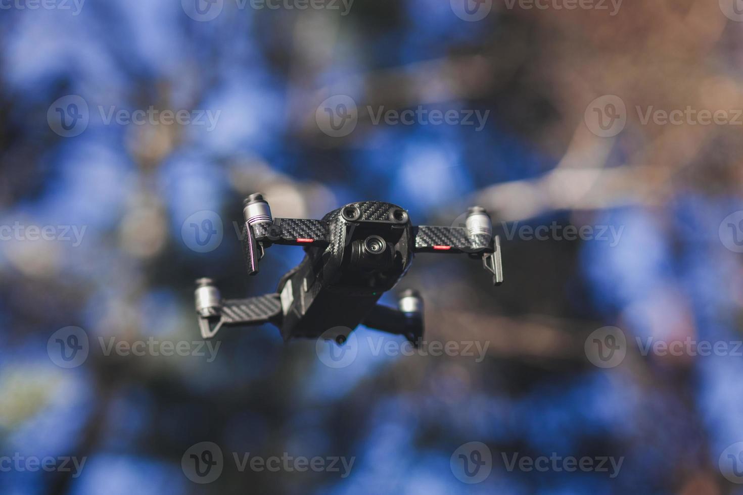 drone di carbonio nel parco foto