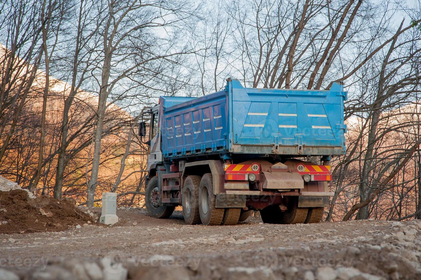 trasporto su camion foto