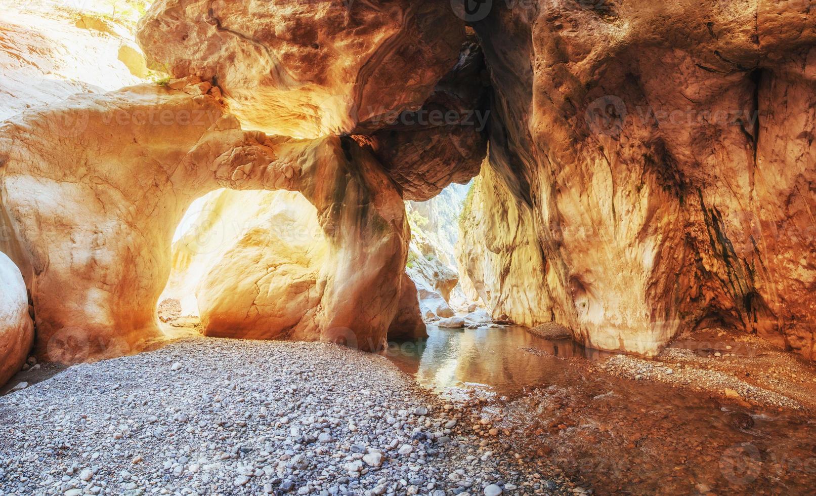 città della grotta di derinkuyu in cappadocia turchia foto