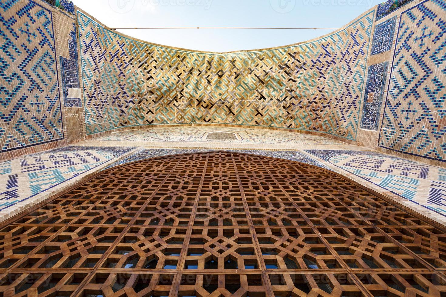 Esterno della moschea kok gumbaz a shahrisabz, qashqadaryo, uzbekistan, asia centrale foto