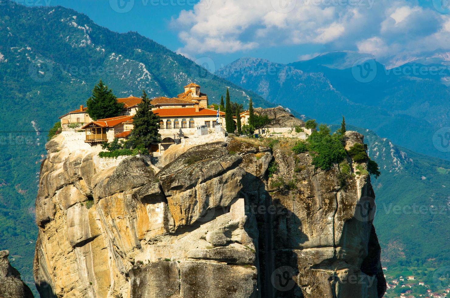 monasteri di meteora monastero della santa trinità, kalabaka, grecia foto