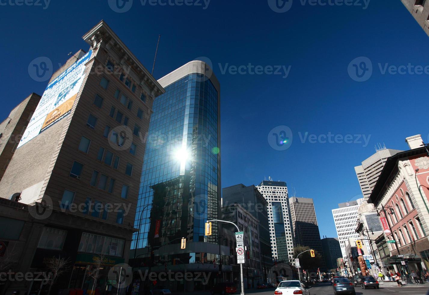 vecchi e nuovi edifici nel centro di winnipeg foto