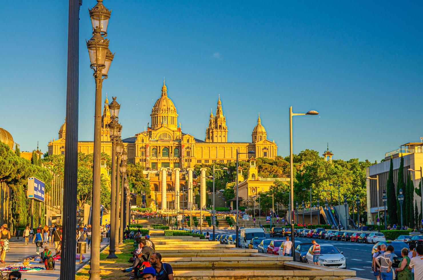 barcellona, spagna - 11 giugno 2017 palau nacional o palazzo nazionale di montju c e museo d'arte nazionale di catalonia a barcellona foto