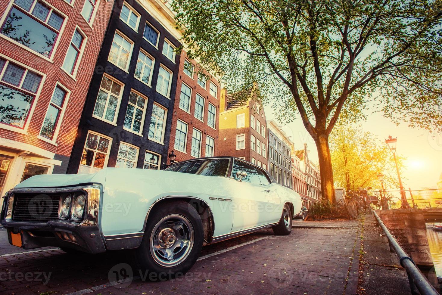 guarda un'auto retrò. Amsterdam, Olanda. bellezza mondo europa foto