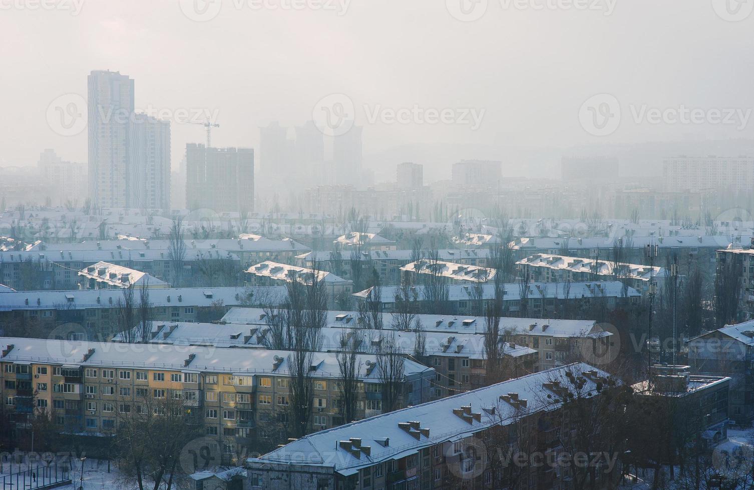 paesaggio urbano di kiev in inverno foto