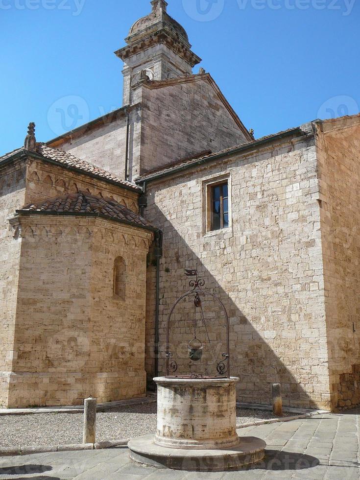 chiesa collegiata a san quirico d orcia foto