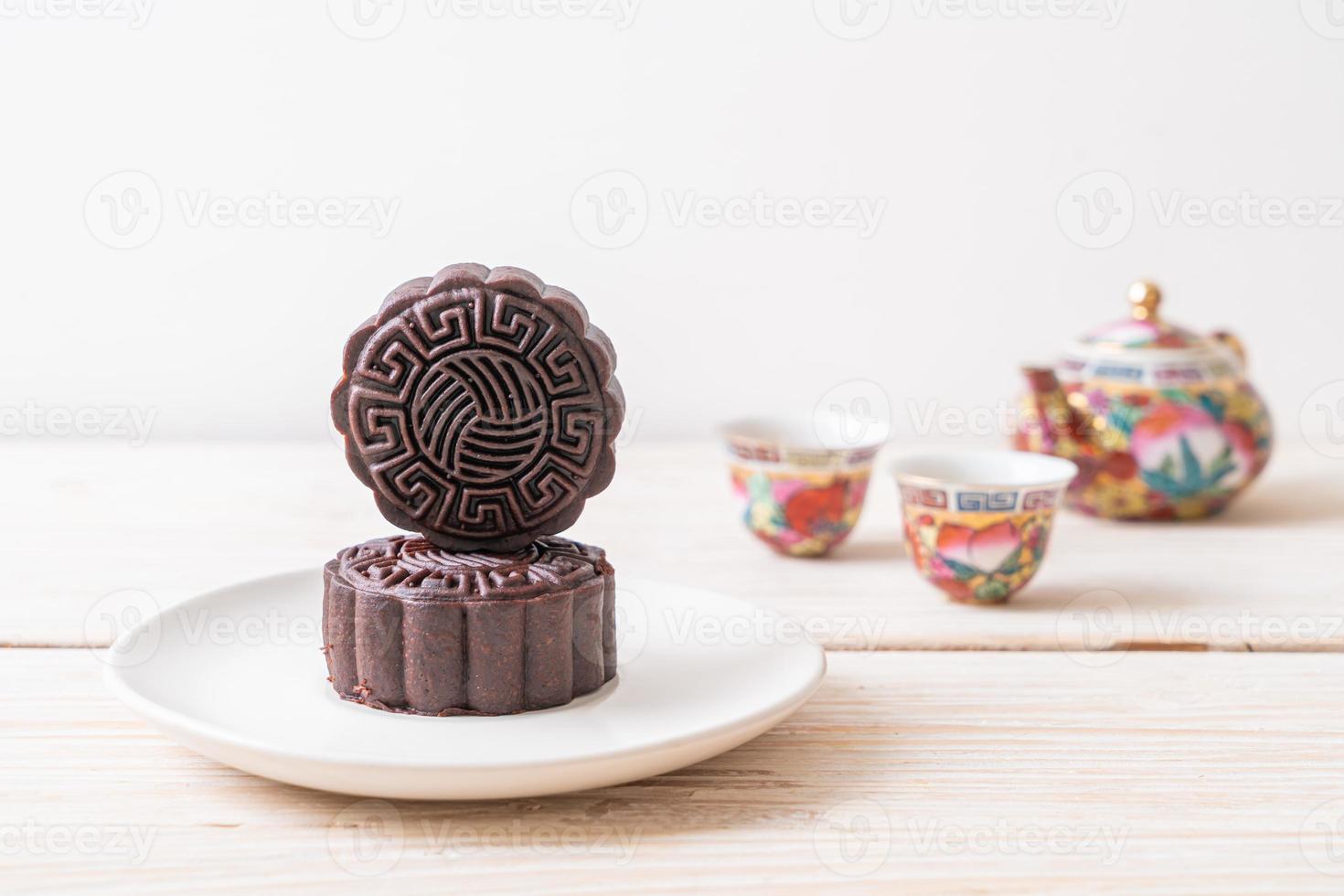 torta di luna al gusto cioccolato fondente foto