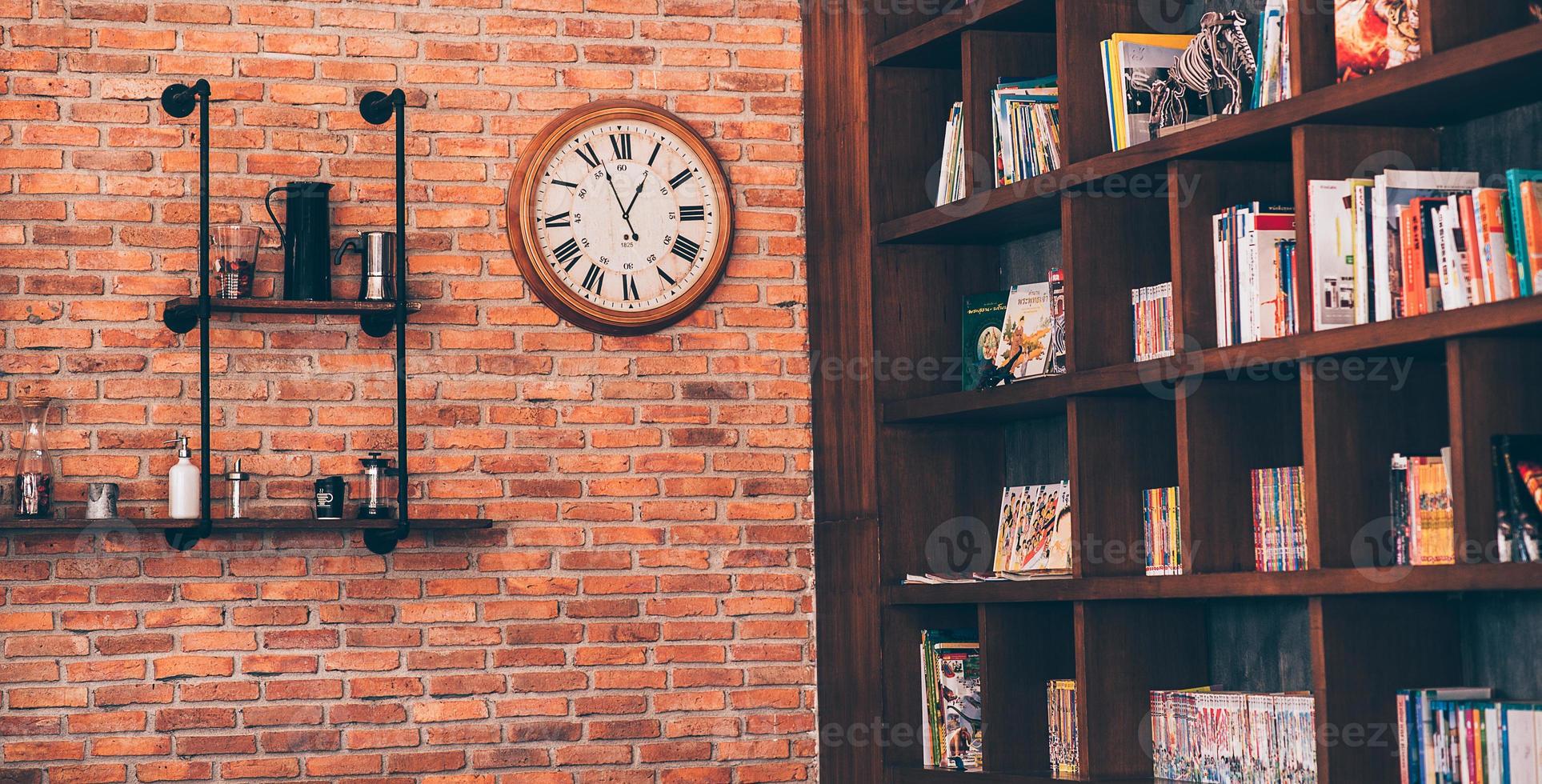 prenota in biblioteca e stanze varie per la classe business e l'istruzione torna al concetto di scuola. bellissima libreria foto