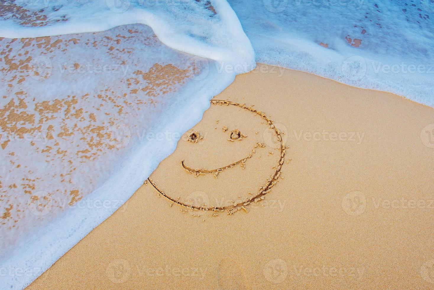 faccina sulla sabbia. foto