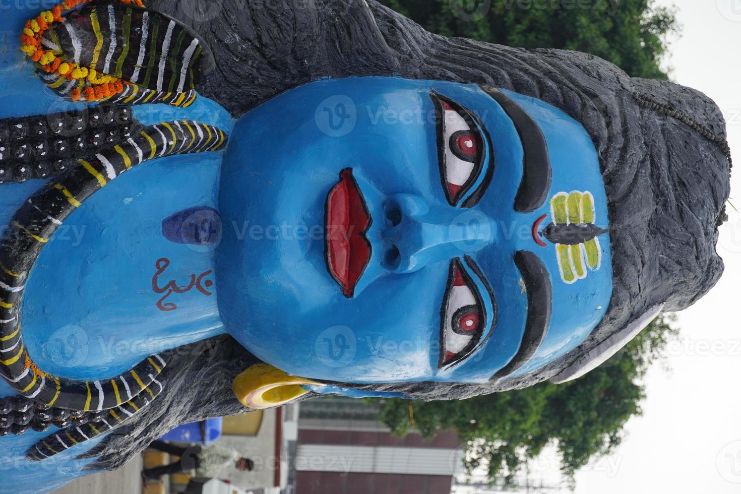 immagine della statua del dio shiva foto