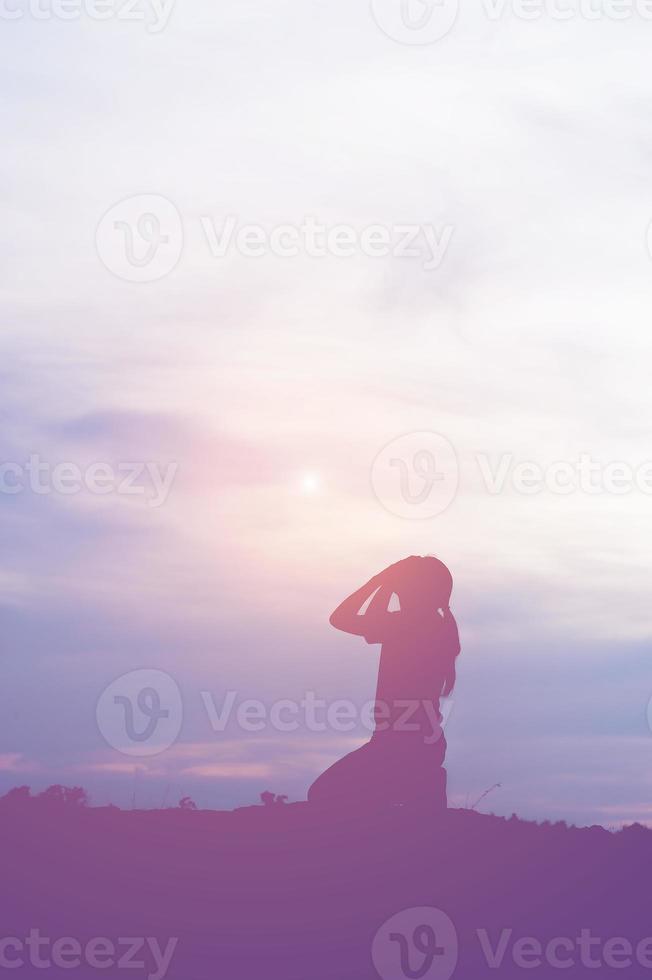 silhouette di leadership di squadra, lavoro di squadra e lavoro di squadra e deliziosi concetti di silhouette foto