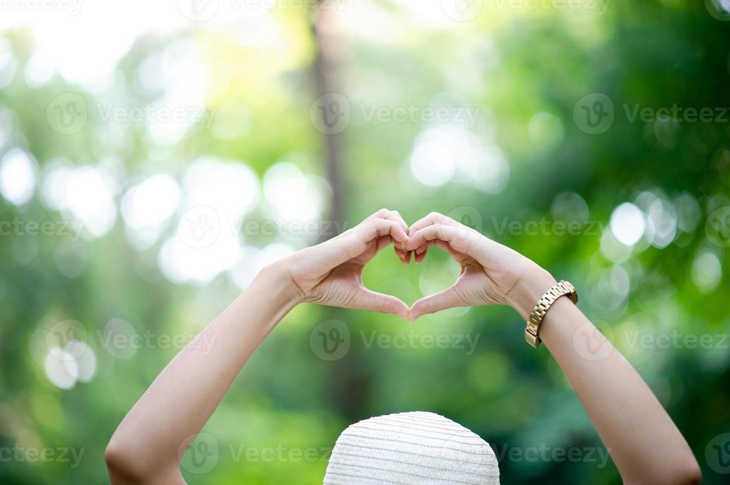 a forma di cuore fatto a mano regala agli amanti il giorno dell'amore foto