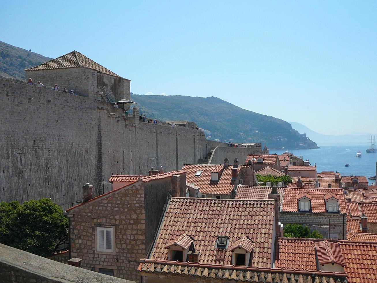 vista della città di dubrovnik foto