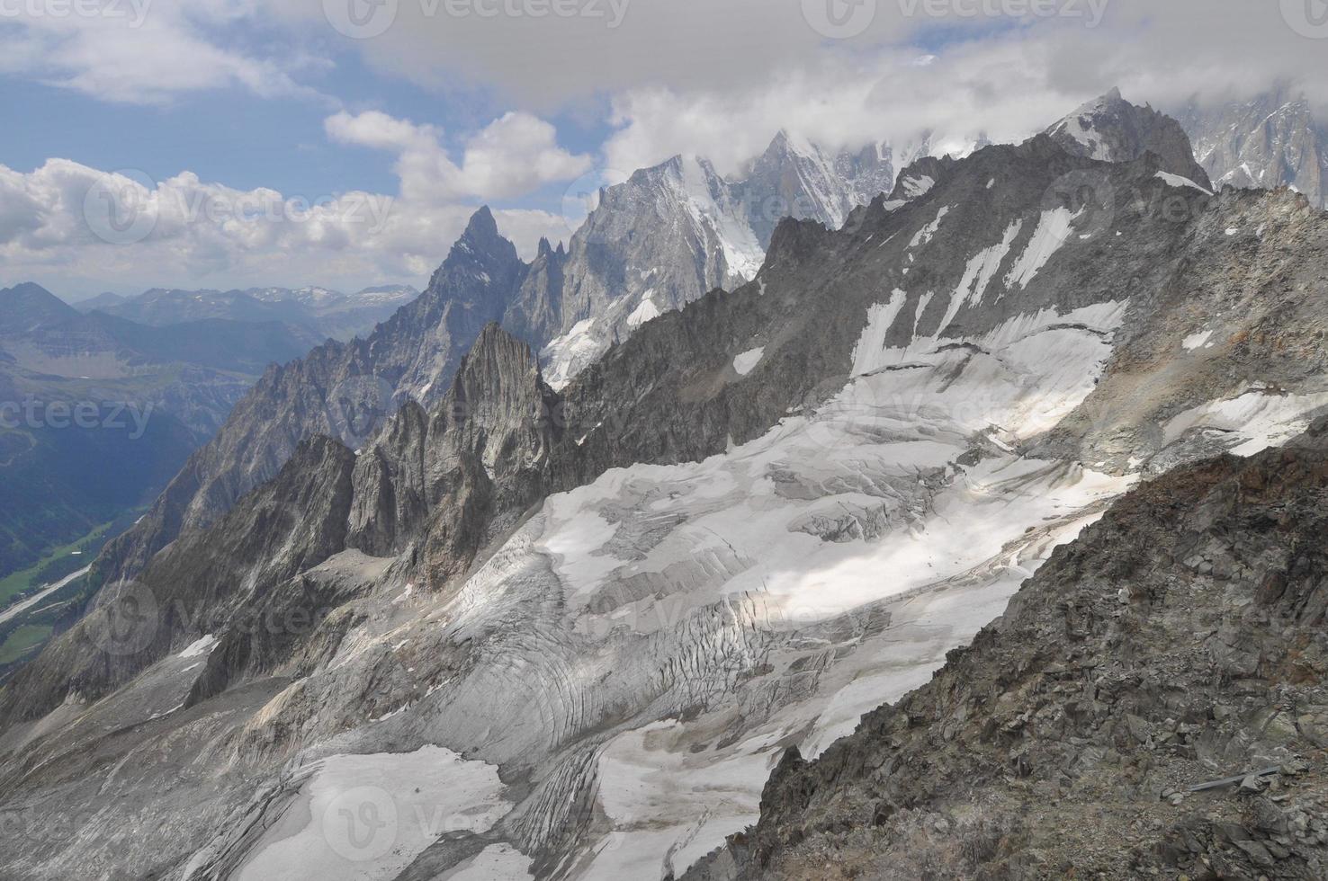 monte bianco in val d'aosta foto