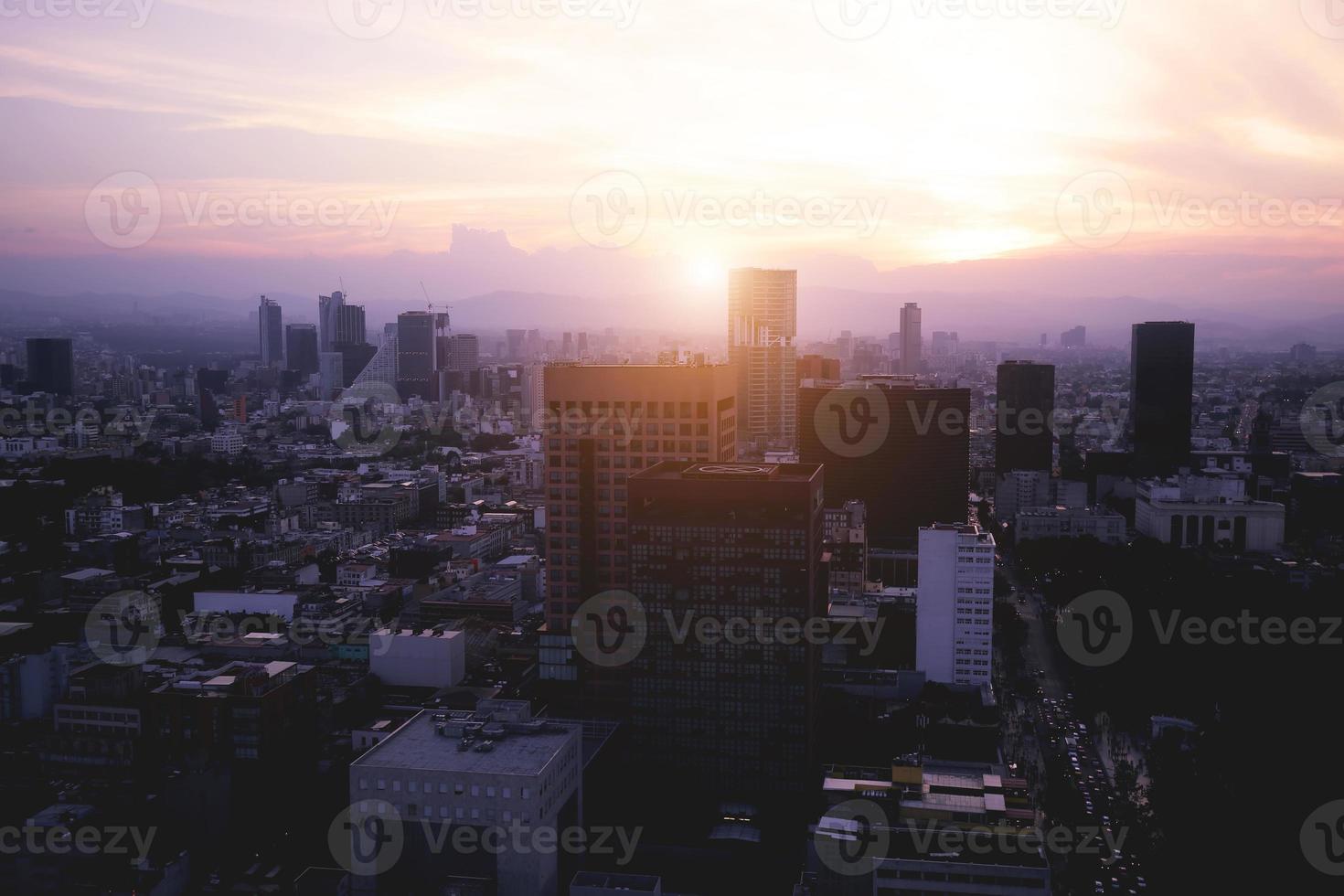 vista panoramica della città del messico dal ponte di osservazione in cima alla torre latinoamericana torre latinoamericana foto