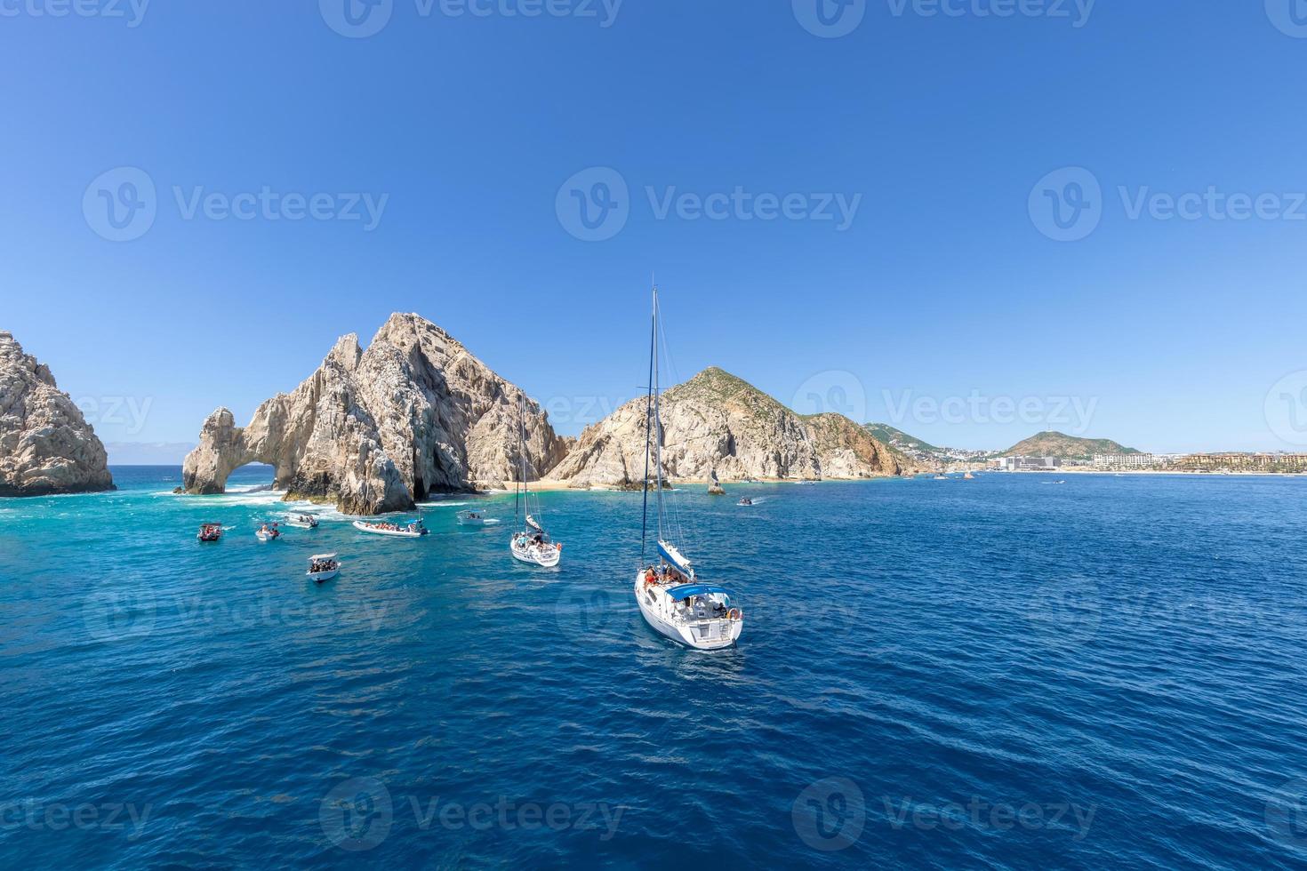 los cabos crociera in nave da crociera intorno alla pittoresca destinazione turistica arco di cabo san lucas, playa amantes, playa del divorcio e altre spiagge panoramiche foto