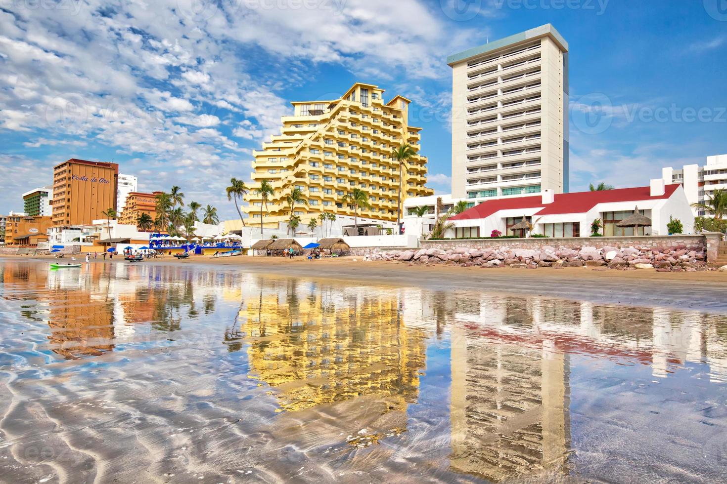 mazatlan zona dorata zona dorada, famosa spiaggia turistica e zona turistica foto